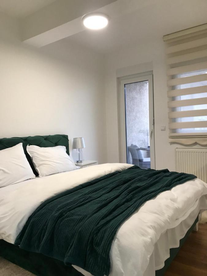 Green Apartment Novi Pazar Exterior photo